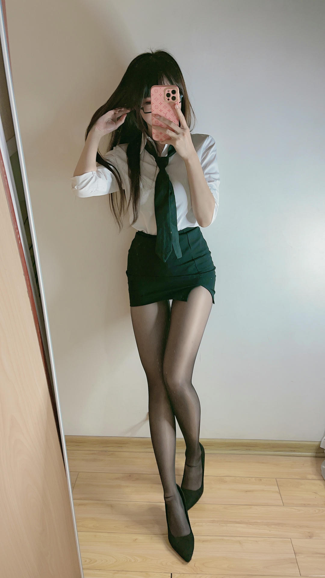 miko酱ww NO.046 自拍系列mikoの黑丝02[187P-1.33GB]_第3集