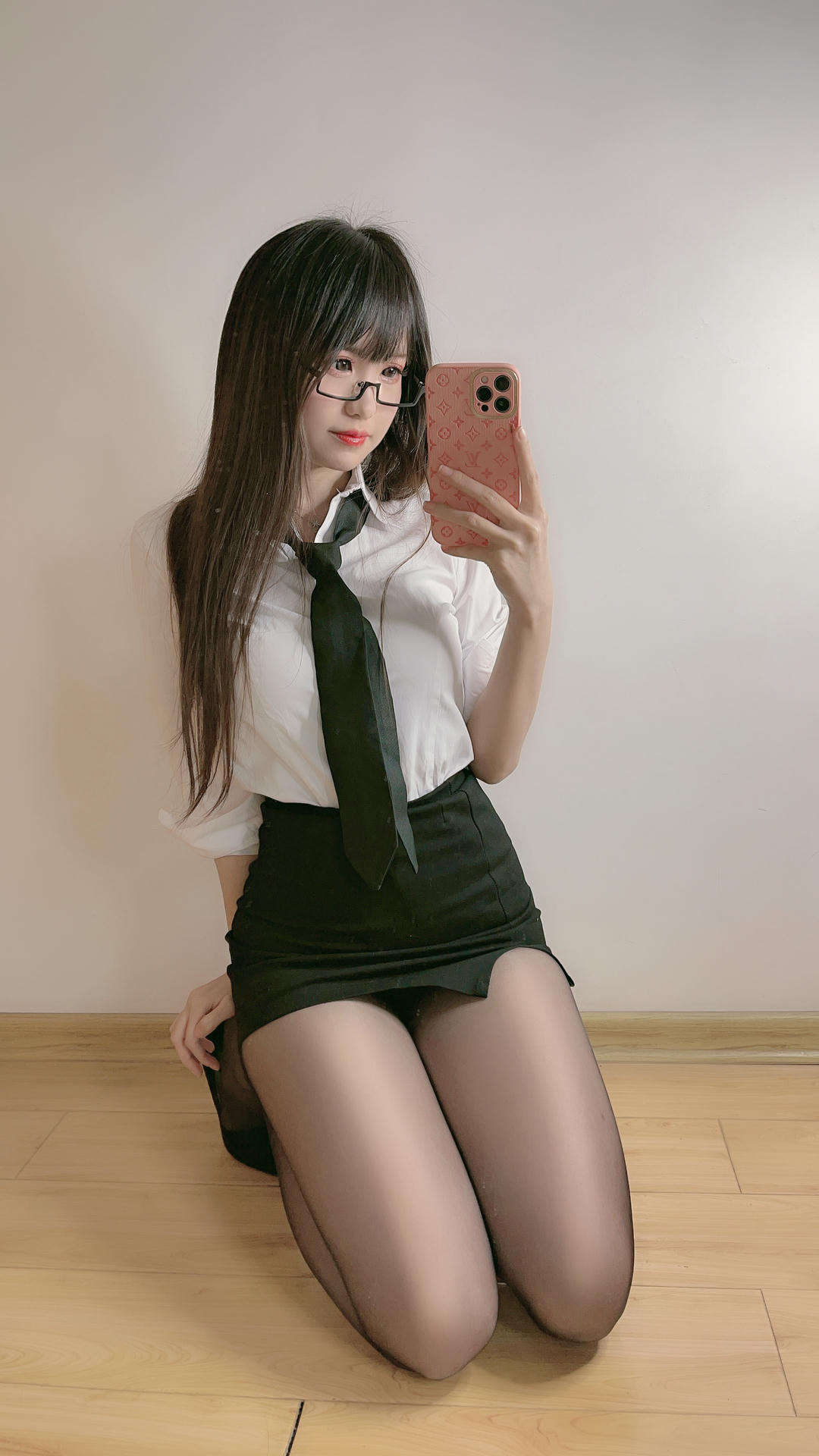 miko酱ww NO.046 自拍系列mikoの黑丝02[187P-1.33GB]_第3集