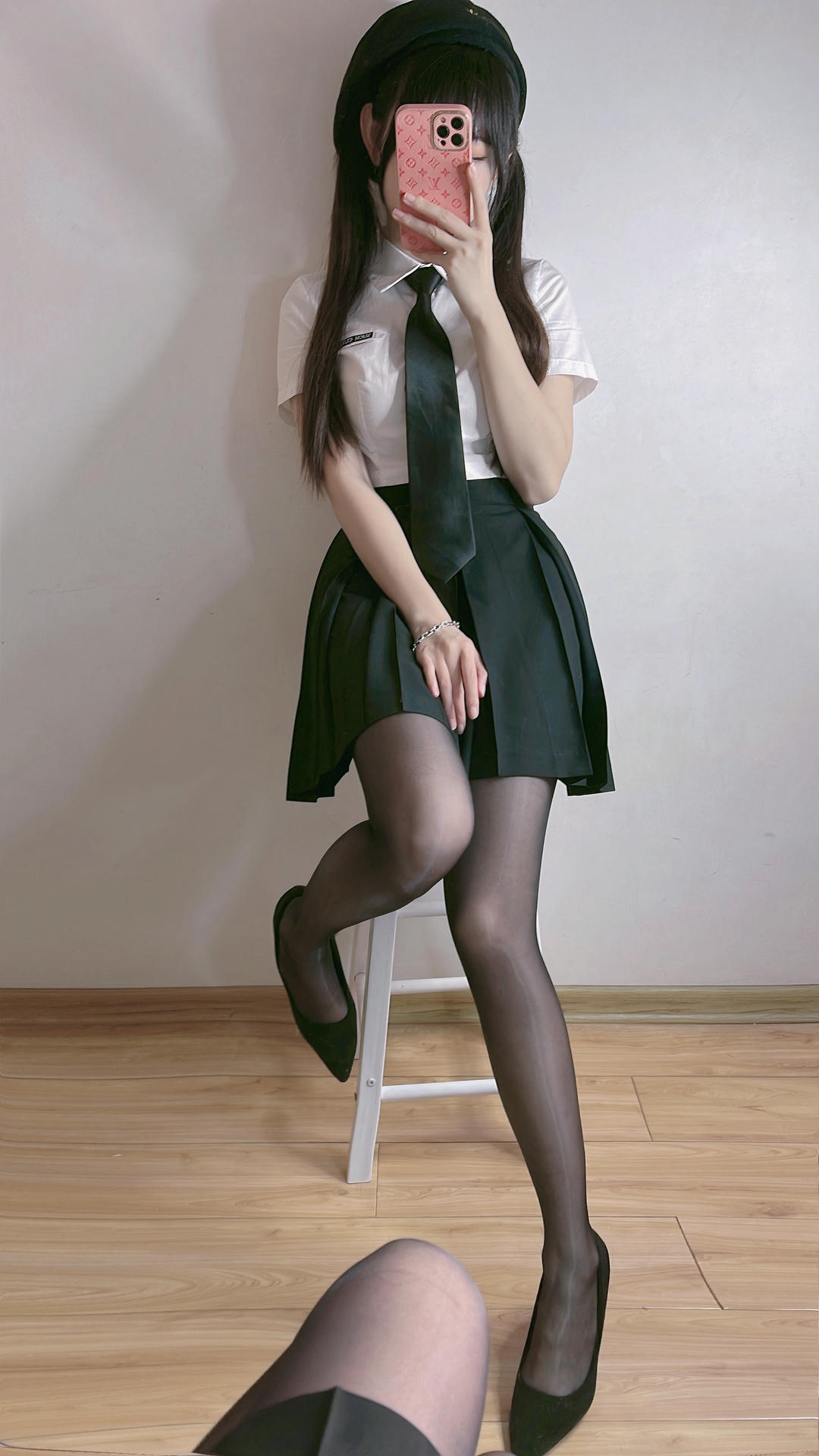 miko酱ww NO.048 自拍系列mikoの黑丝04[182P-1.32GB]_第1集