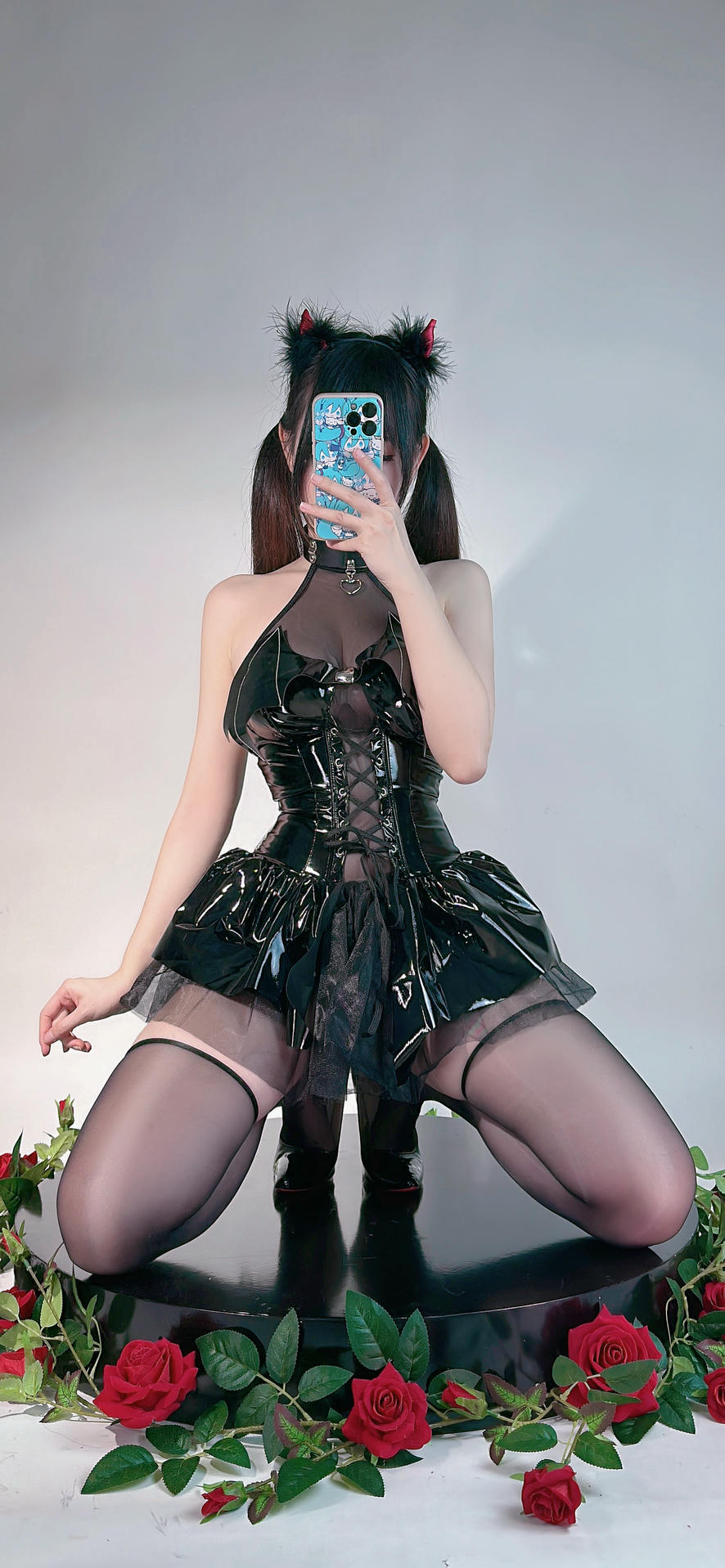 miko酱ww NO.056 小小恶魔 29P [29P-97.96 MB]_第1集