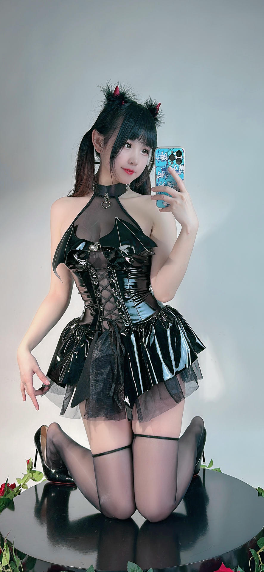 miko酱ww NO.056 小小恶魔 29P [29P-97.96 MB]_第2集