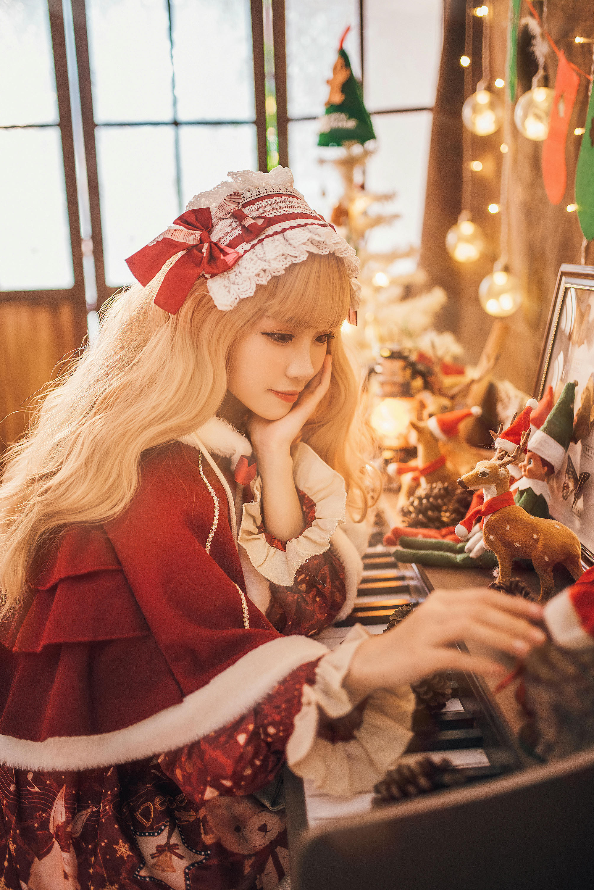 miko酱ww NO.063 暖屋里的少女 [29+1P0.98G]_第1集