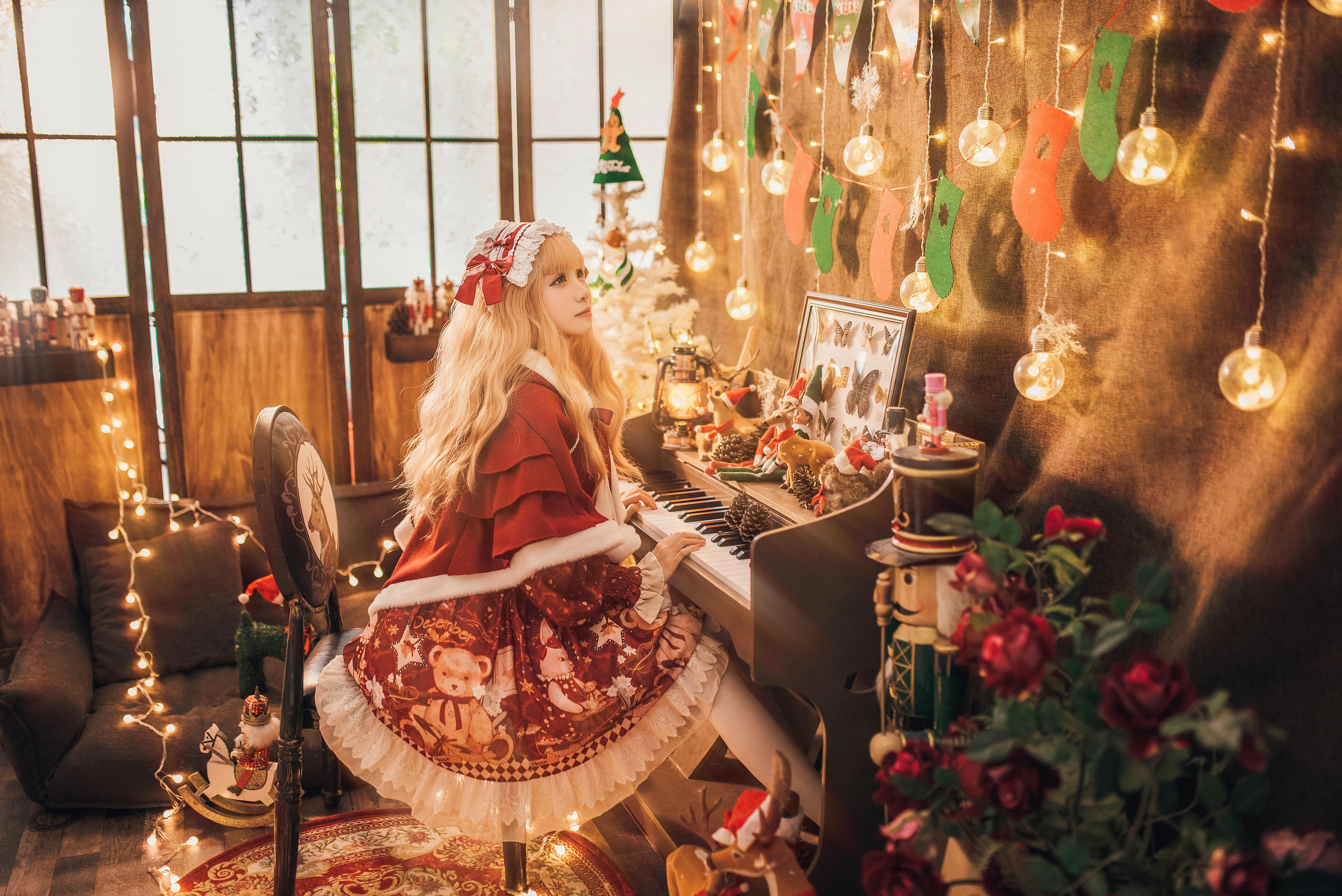 miko酱ww NO.063 暖屋里的少女 [29+1P0.98G]_第1集