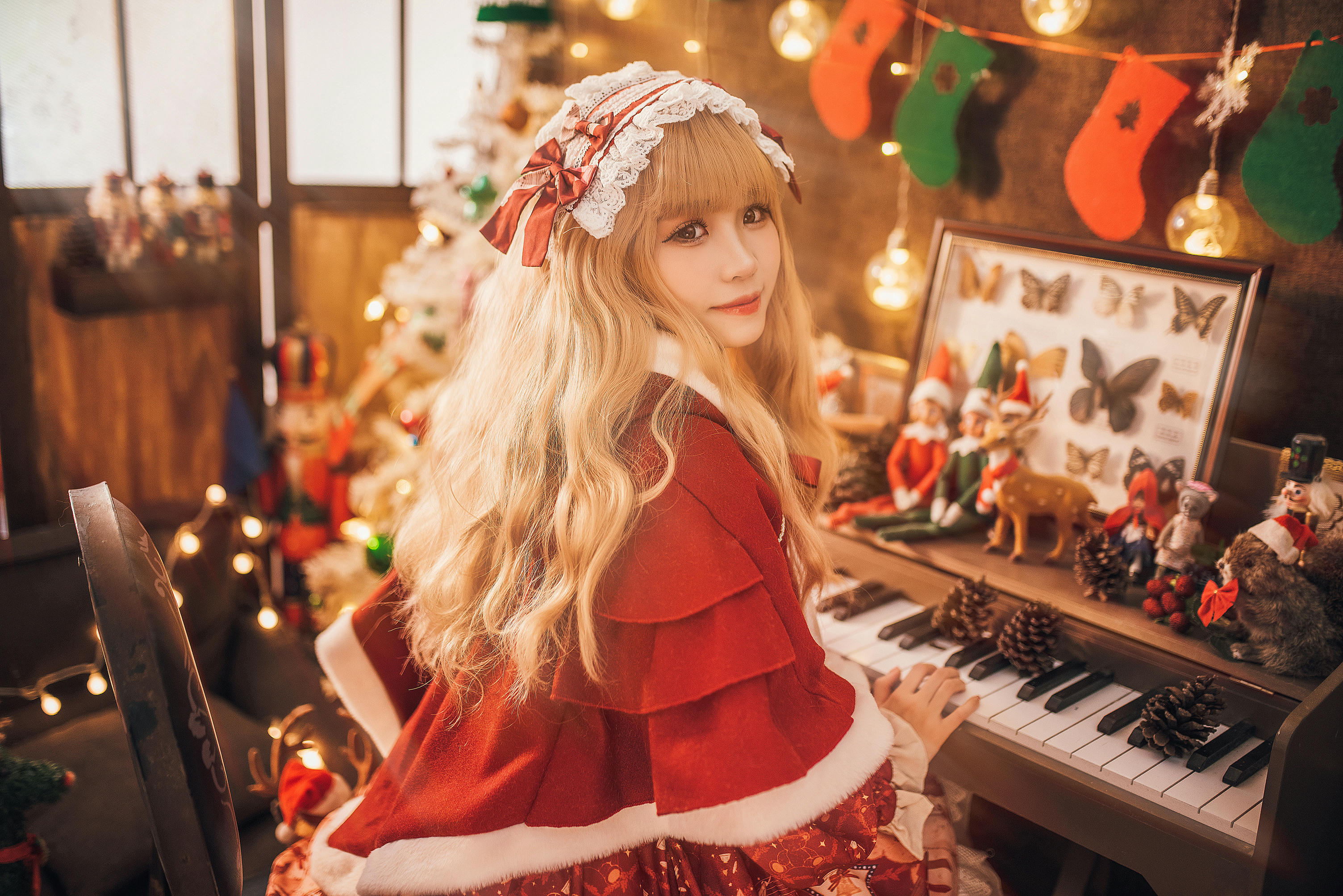 miko酱ww NO.063 暖屋里的少女 [29+1P0.98G]_第1集