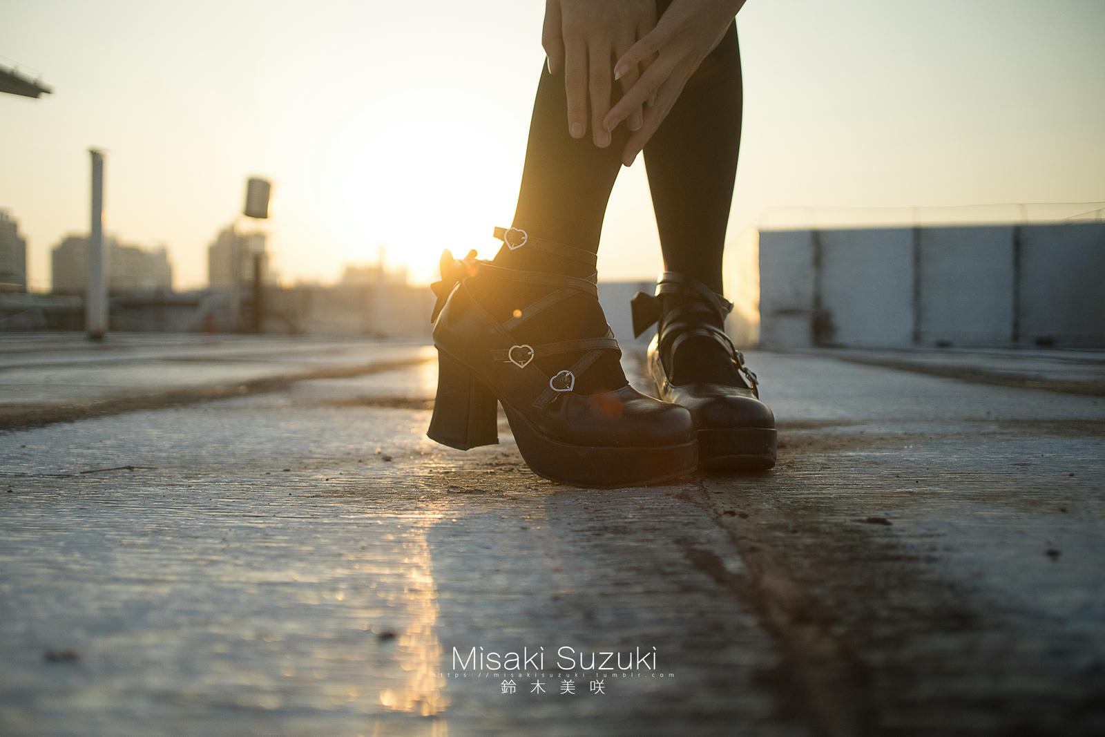 NO.254 铃木美咲(Misaki Suzuki) - 被恶魔吸引-露出！晨光下天台突然降临的诱惑少女 37P+2V_第2集