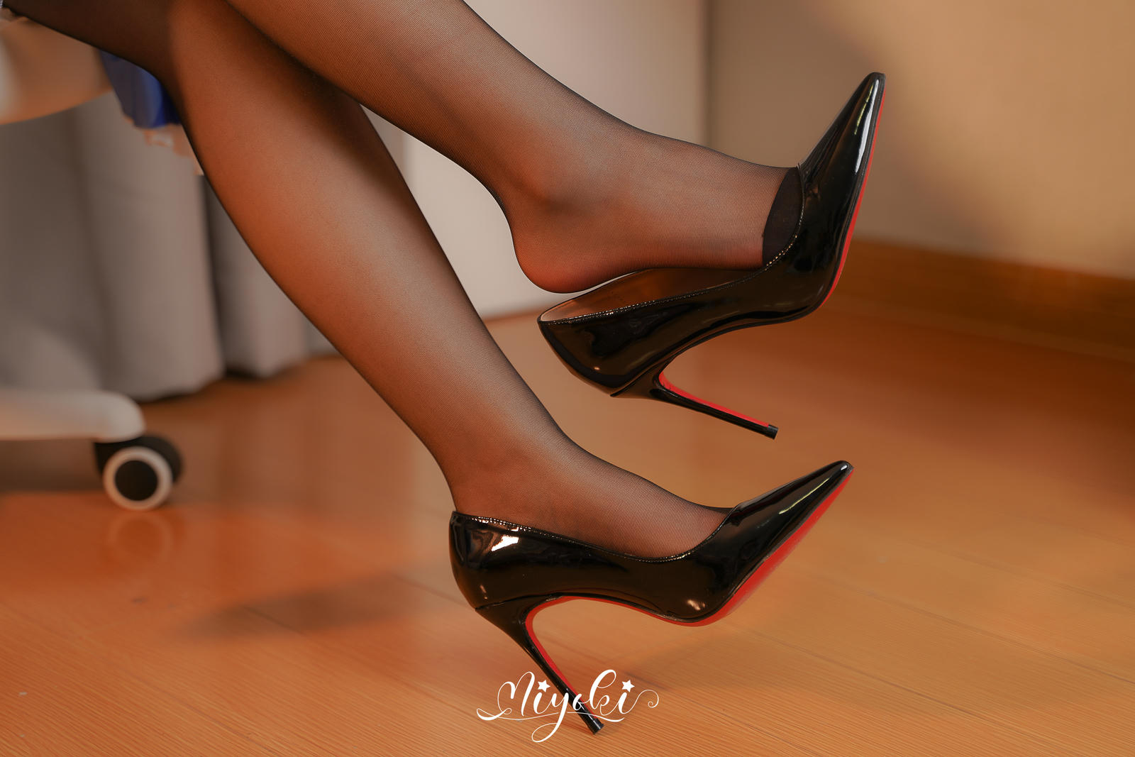 NO.286 铃木美咲(Misaki Suzuki) – 想成为你的偶像（甘雨招行联动篇）[33P1V 2.33GB]_第2集