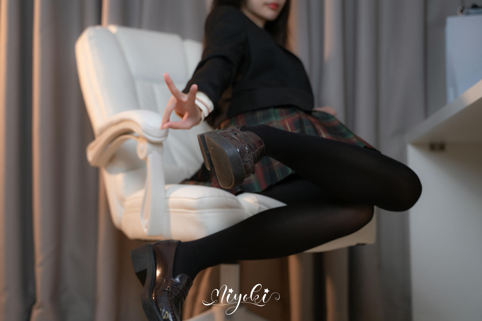 NO.326 铃木美咲(Misaki Suzuki) 现役JK的美脚连裤袜 [32P-133.33 MB]_第1集