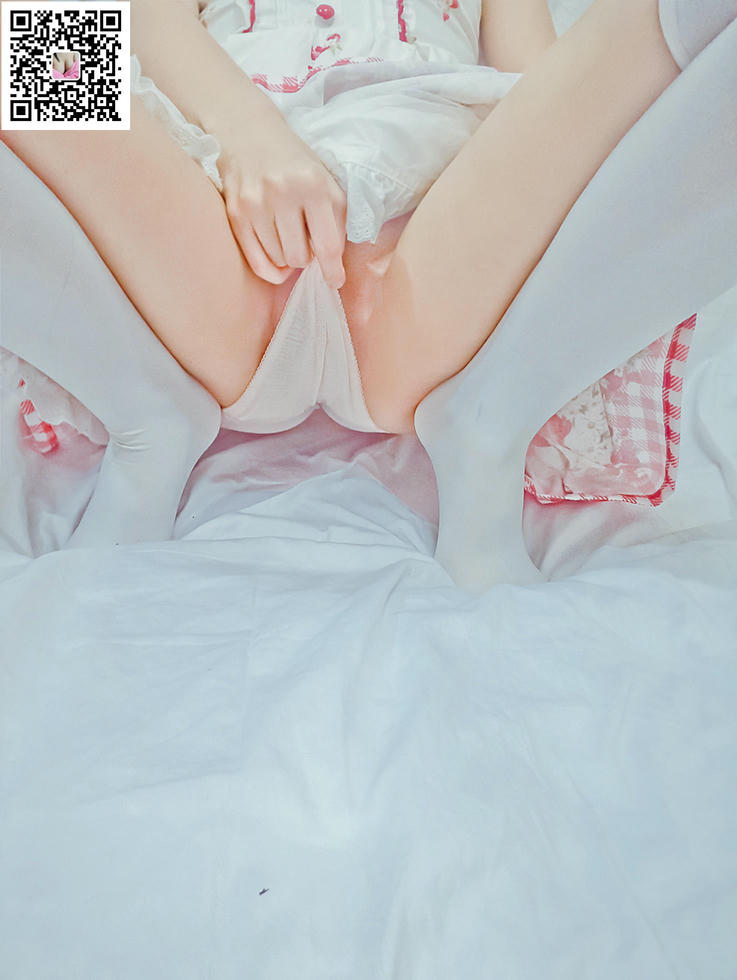 铃木美咲NO.017 软软趴在床单上 - 161222 17P+4V_第1集