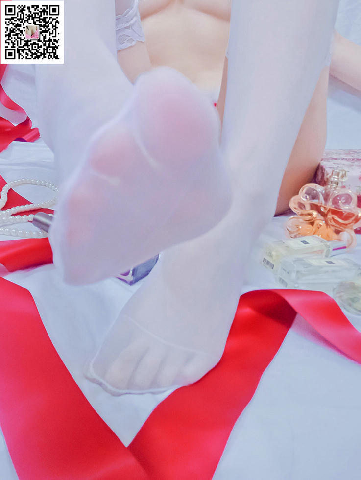 铃木美咲NO.017 软软趴在床单上 - 161222 17P+4V_第1集