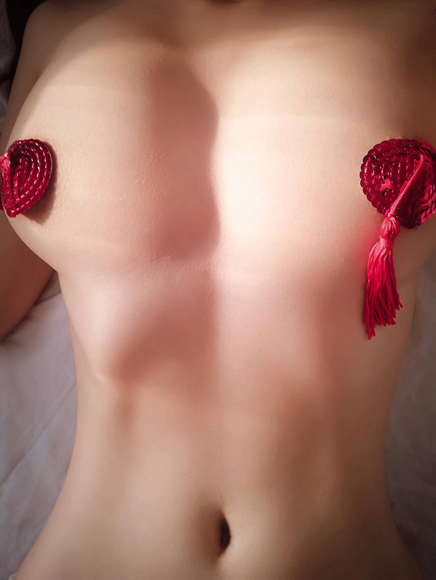 铃木美咲NO.020 软软趴在床单上 - 170106 买的血滴子到了 18P+1V_第1集