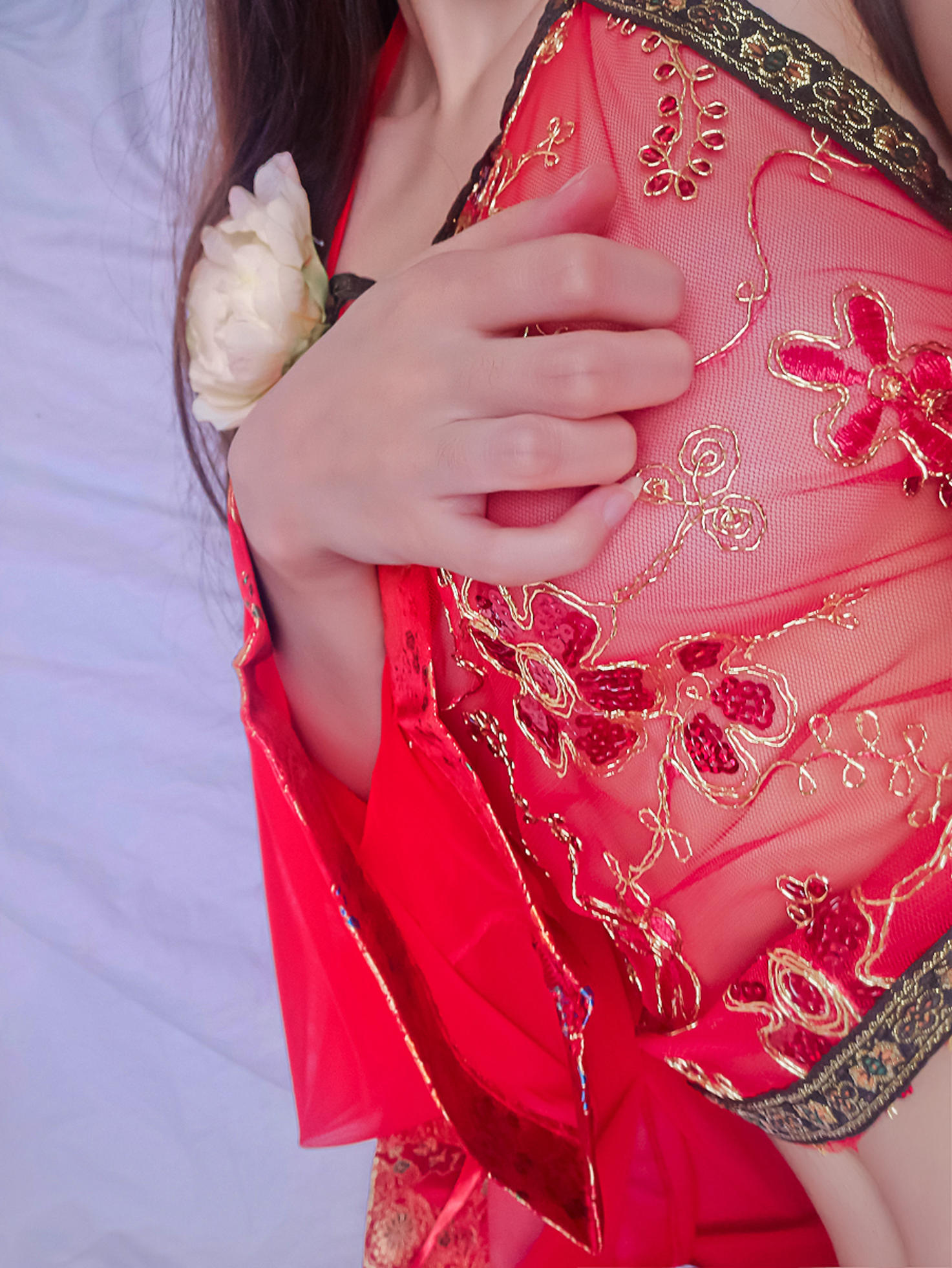 铃木美咲NO.024 软软趴在床单上 - 170117 离春节越来越近 25P+1V_第1集