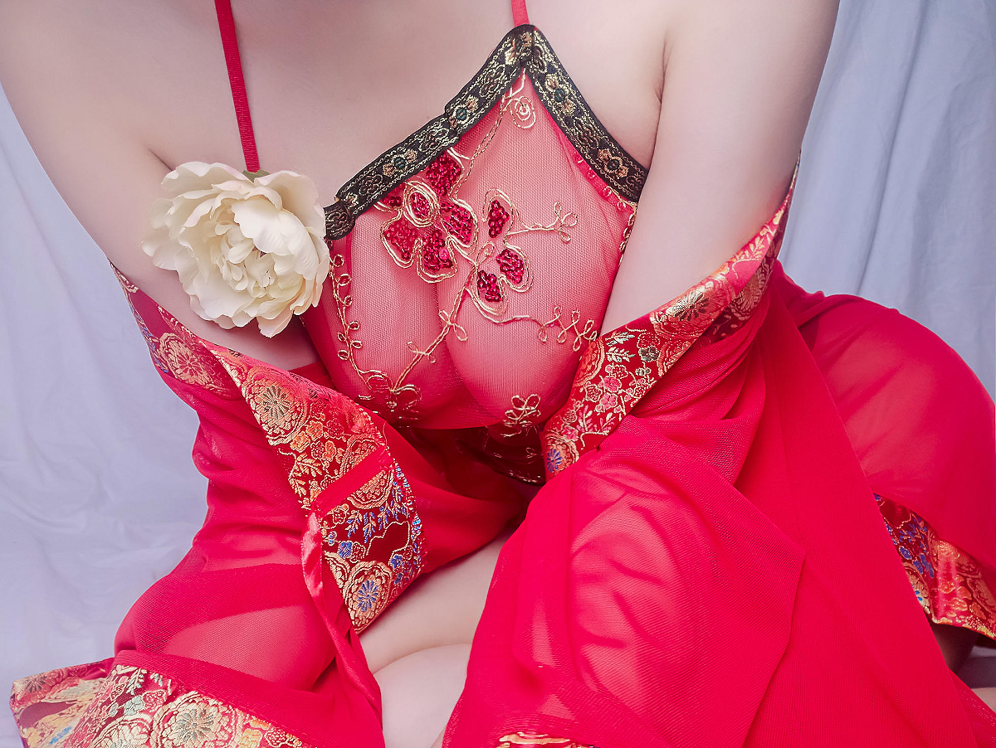 铃木美咲NO.024 软软趴在床单上 - 170117 离春节越来越近 25P+1V_第1集