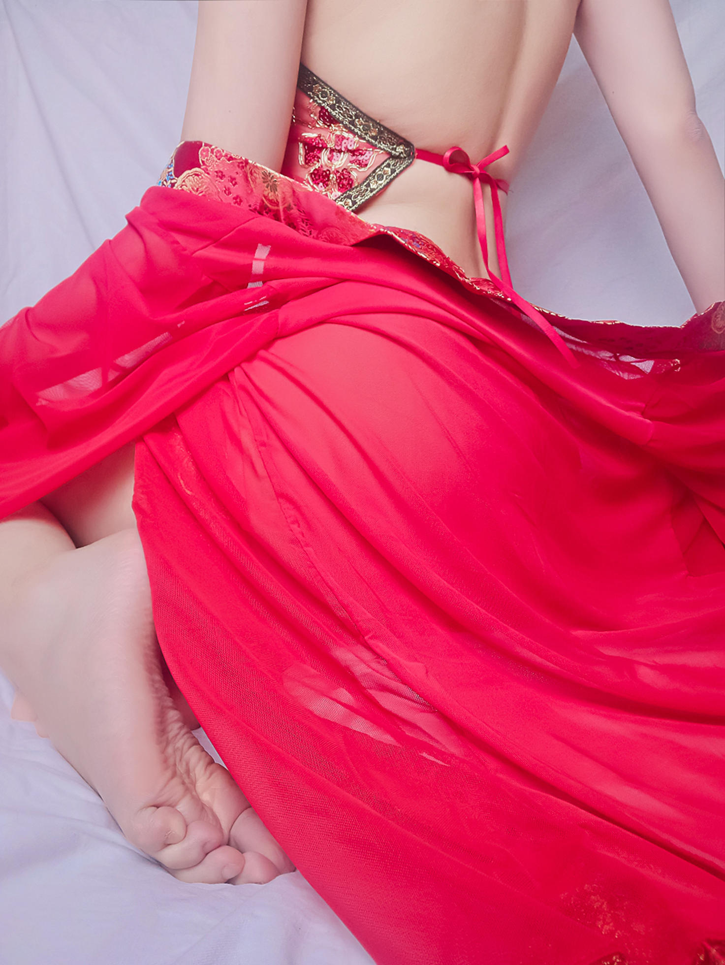 铃木美咲NO.024 软软趴在床单上 - 170117 离春节越来越近 25P+1V_第1集