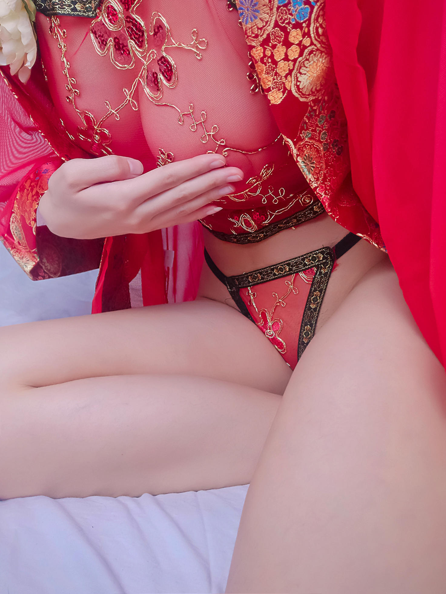 铃木美咲NO.024 软软趴在床单上 - 170117 离春节越来越近 25P+1V_第2集