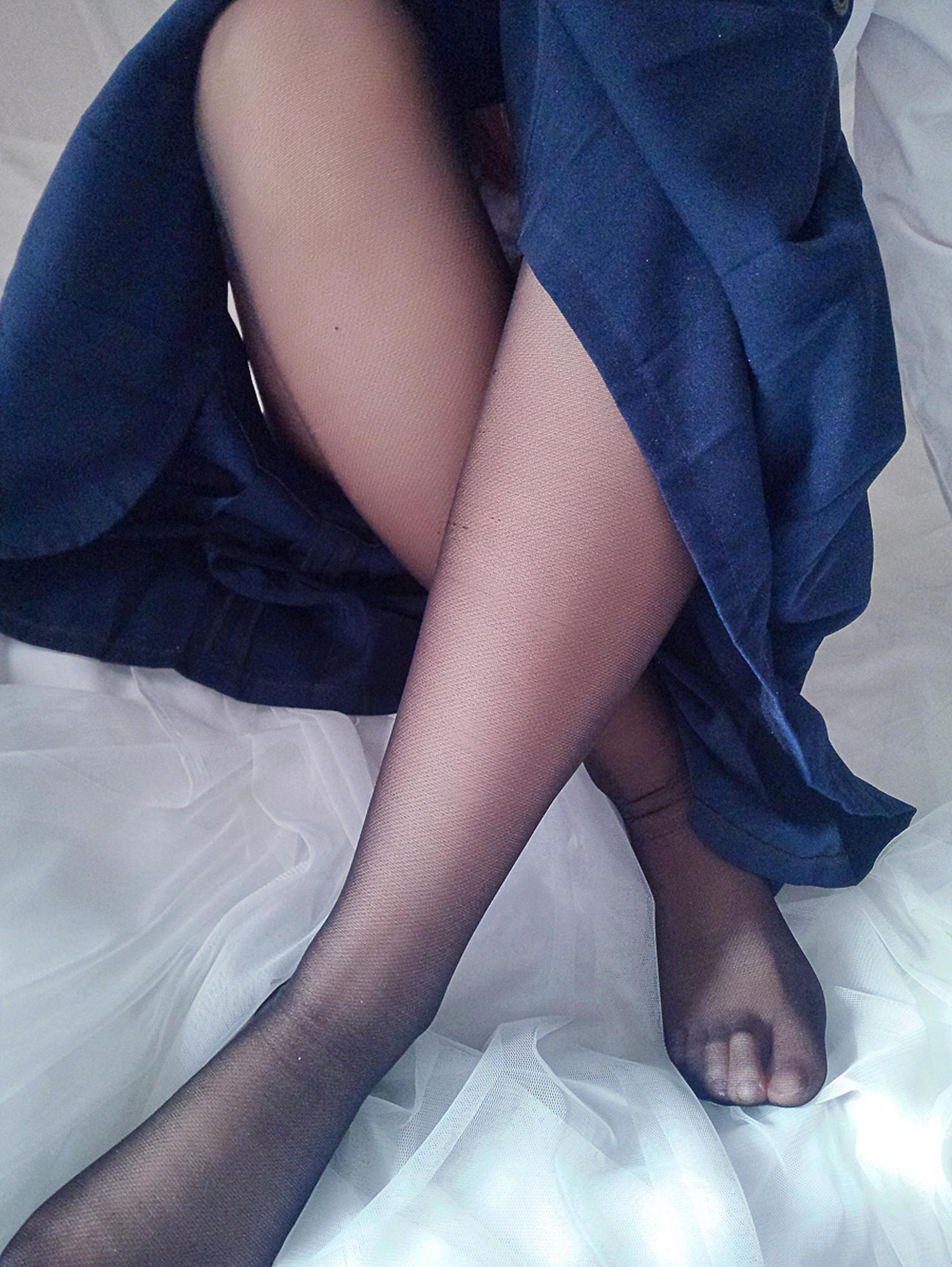 铃木美咲NO.033 软软趴在床单上 - 170203 今天是大年初五 24P+2V_第1集