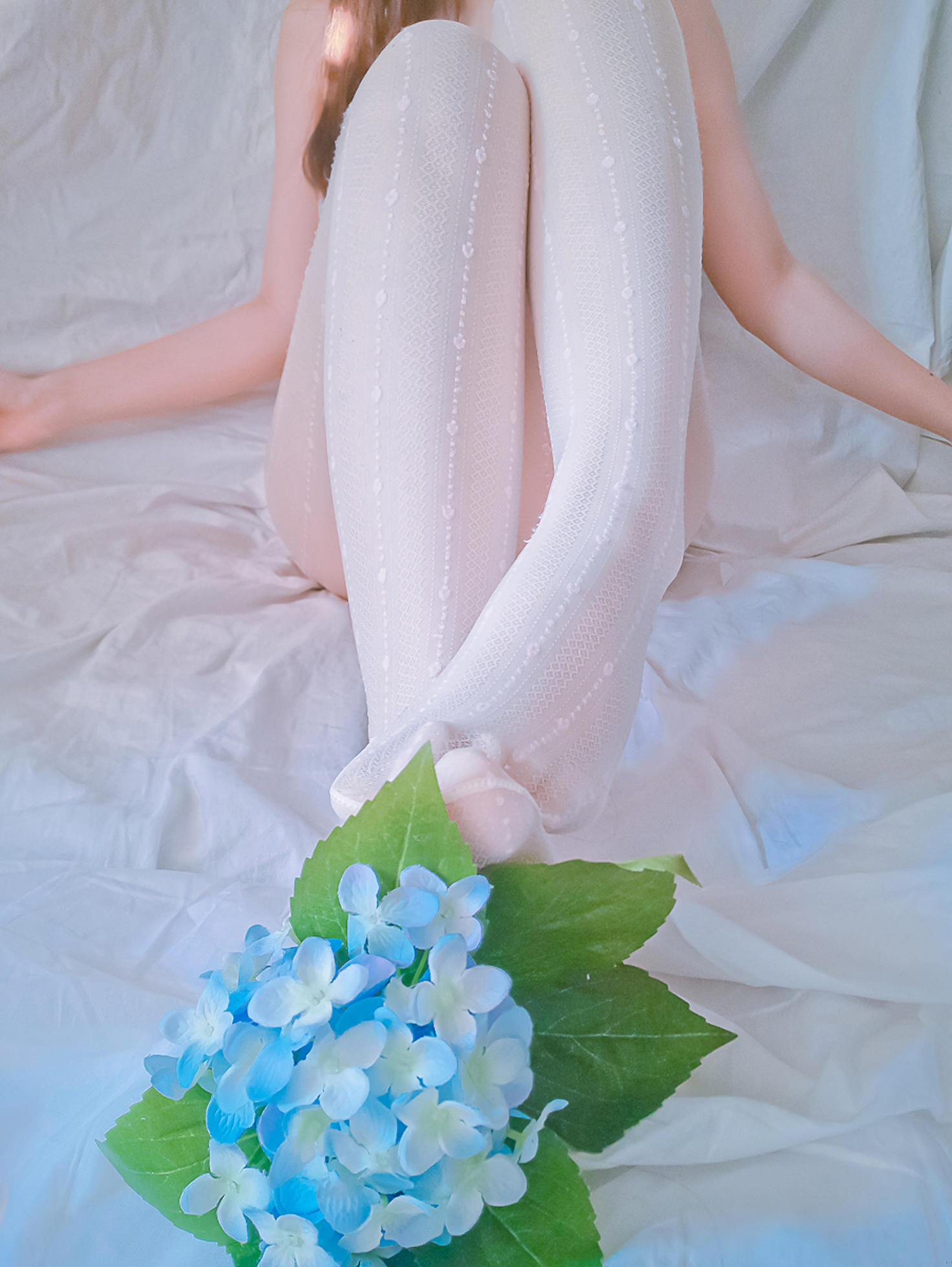 铃木美咲NO.035 软软趴在床单上 - 170206 白丝美足 28P+1V_第2集