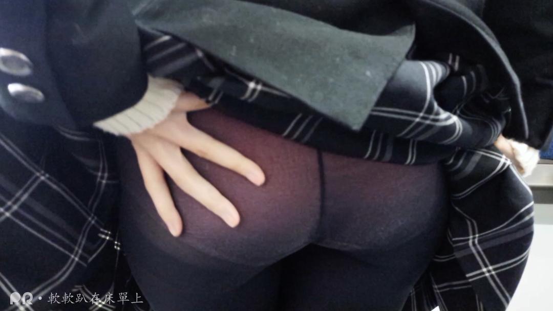 铃木美咲NO.064 软软趴在床单上 - 171231 地铁露出 20P+6V_第1集