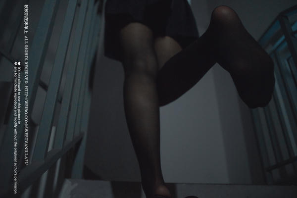 铃木美咲NO.074 软软趴在床单上 - 夜景楼道黑丝连裤袜 7P+2V_第1集