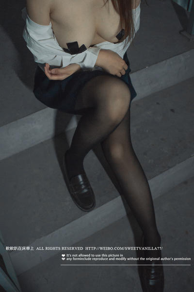 铃木美咲NO.074 软软趴在床单上 - 夜景楼道黑丝连裤袜 7P+2V_第1集