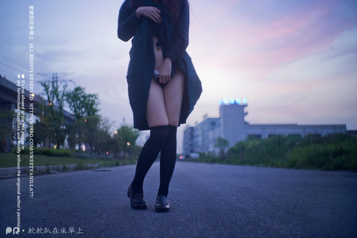 铃木美咲NO.082 软软趴在床单上 - 新年合集50分钟视频 30P+20V_第1集