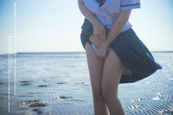 铃木美咲NO.087 软软趴在床单上 - 海滩 5P+5V_第1集