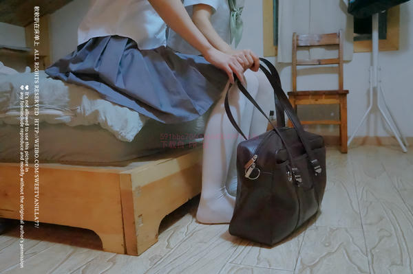 铃木美咲NO.124 软软趴在床单上&邪魔暖暖&千岁娇 - 170817 3P初体验！44P+8V_第1集