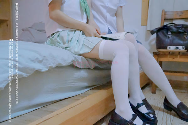 铃木美咲NO.124 软软趴在床单上&邪魔暖暖&千岁娇 - 170817 3P初体验！44P+8V_第2集