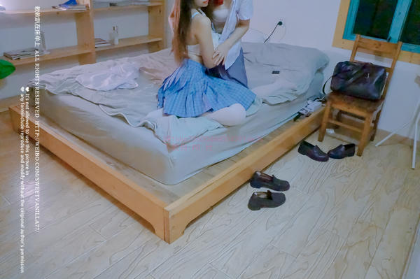 铃木美咲NO.124 软软趴在床单上&邪魔暖暖&千岁娇 - 170817 3P初体验！44P+8V_第2集