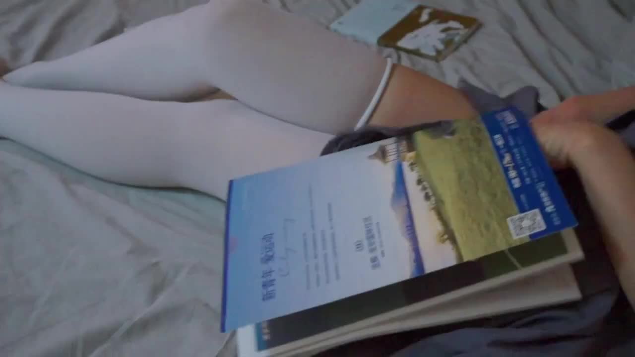 铃木美咲NO.124 软软趴在床单上&邪魔暖暖&千岁娇 - 170817 3P初体验！44P+8V_第1集