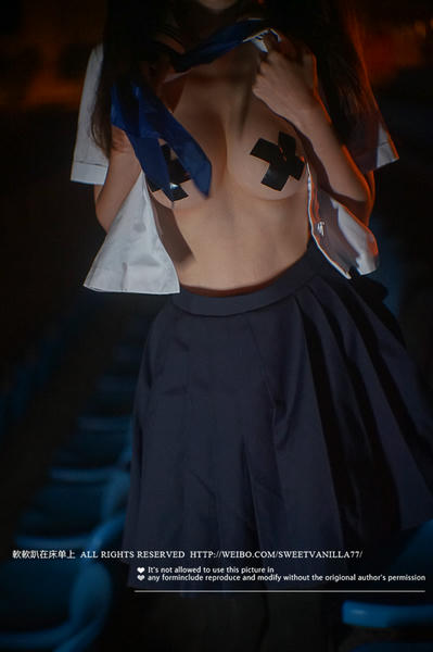 NO.142 铃木美咲(Misaki Suzuki) - 公然半裸露出-羞耻！在操场的观看区 27P+3V_第2集