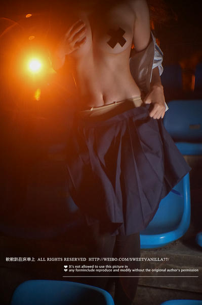 NO.142 铃木美咲(Misaki Suzuki) - 公然半裸露出-羞耻！在操场的观看区 27P+3V_第1集