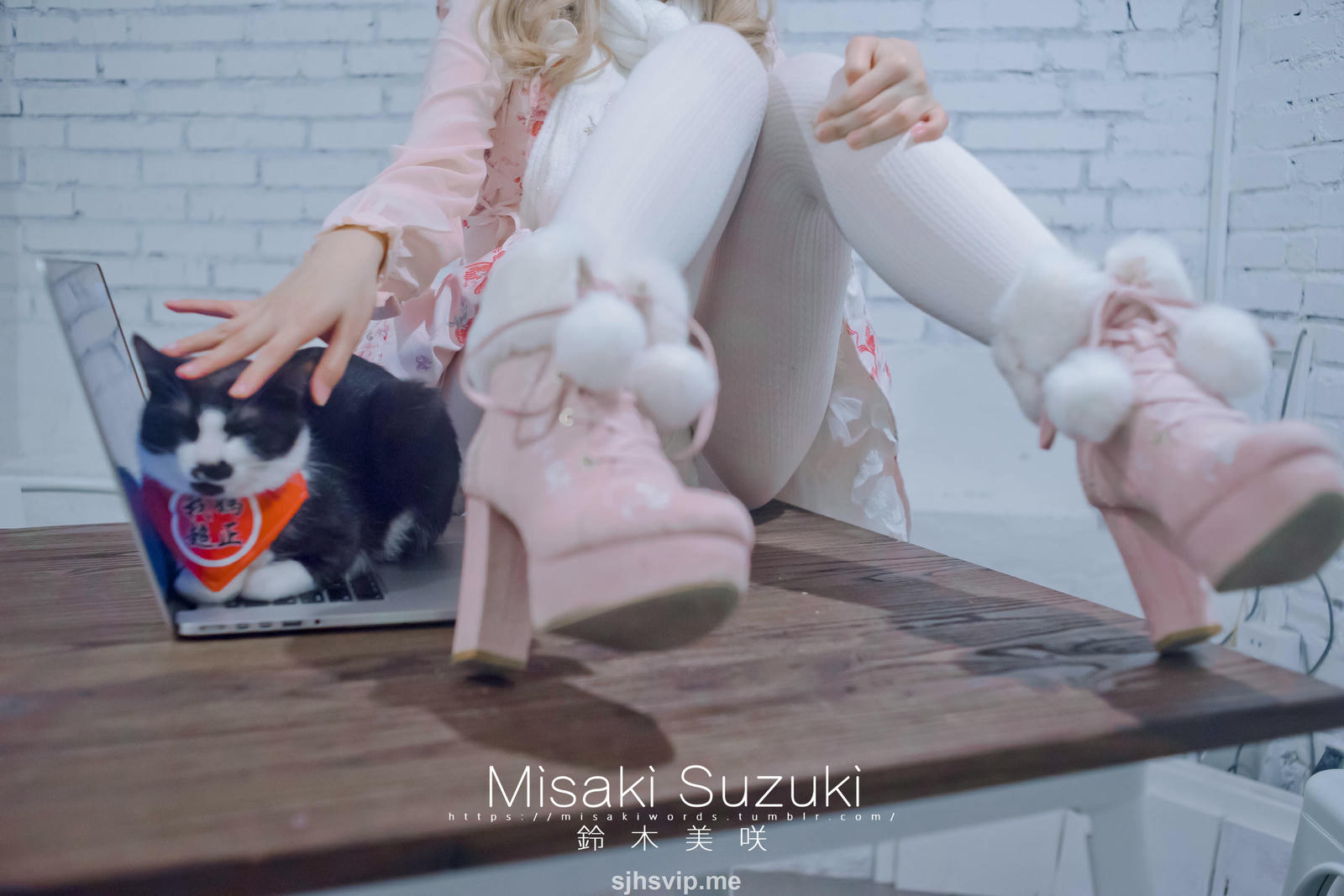 NO.180 铃木美咲(Misaki Suzuki) - 完全M男的下仆生活-羞耻！在咖啡厅里 53P+3V_第2集