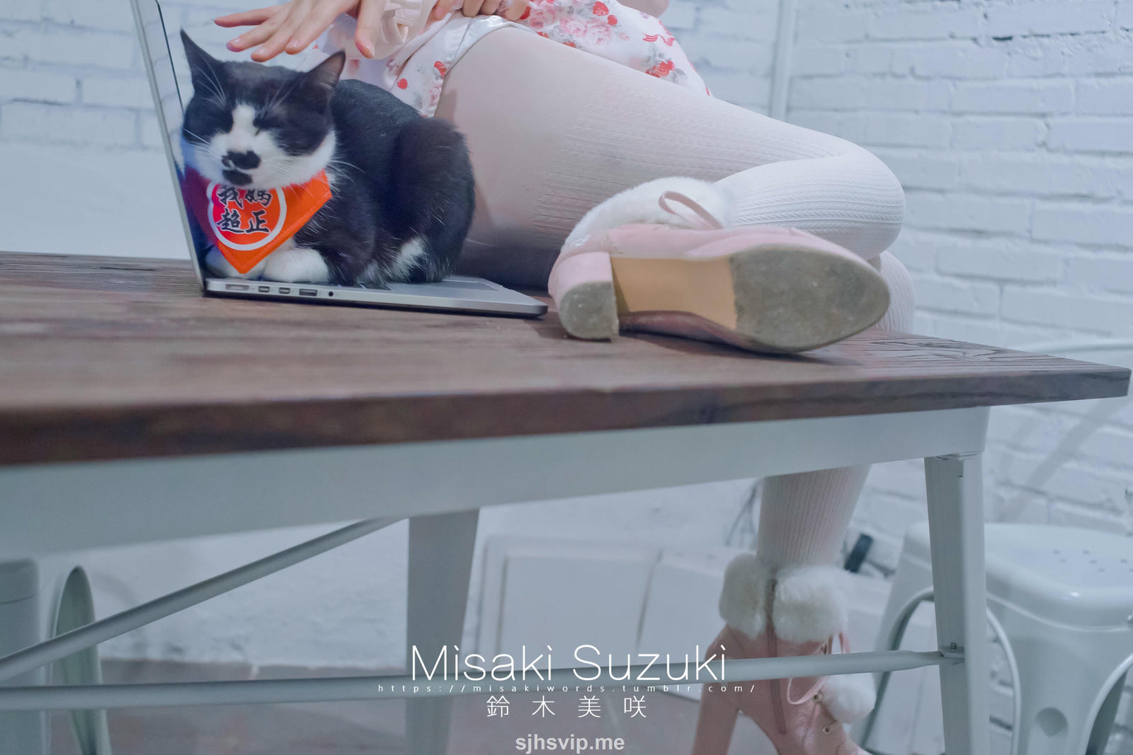 NO.180 铃木美咲(Misaki Suzuki) - 完全M男的下仆生活-羞耻！在咖啡厅里 53P+3V_第3集