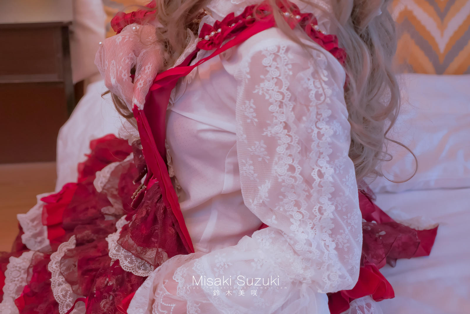 NO.204 铃木美咲(Misaki Suzuki) - 援x交友人的LO娘 跨年lo娘 59P+1V_第1集