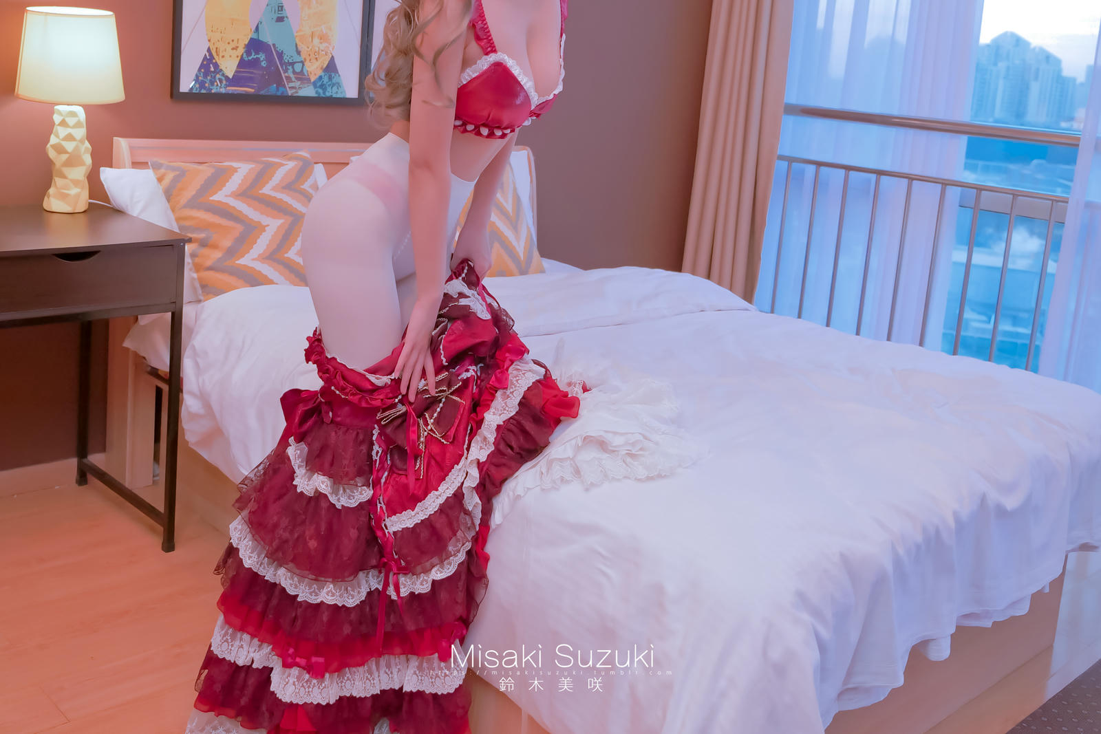 NO.204 铃木美咲(Misaki Suzuki) - 援x交友人的LO娘 跨年lo娘 59P+1V_第2集