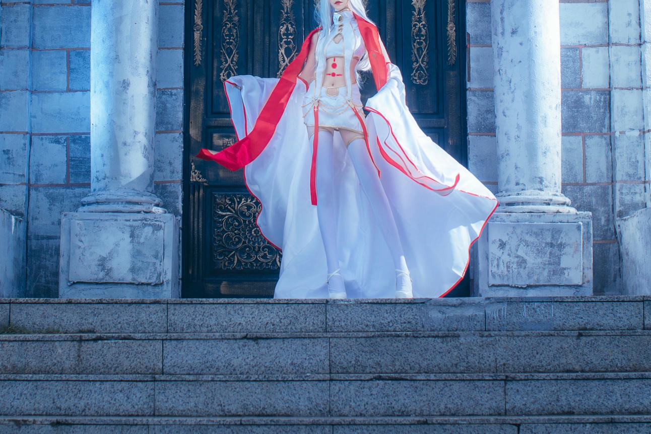 南桃Momoko NO.013 爱丽丝菲尔天之服 [15P-20MB]_第1集