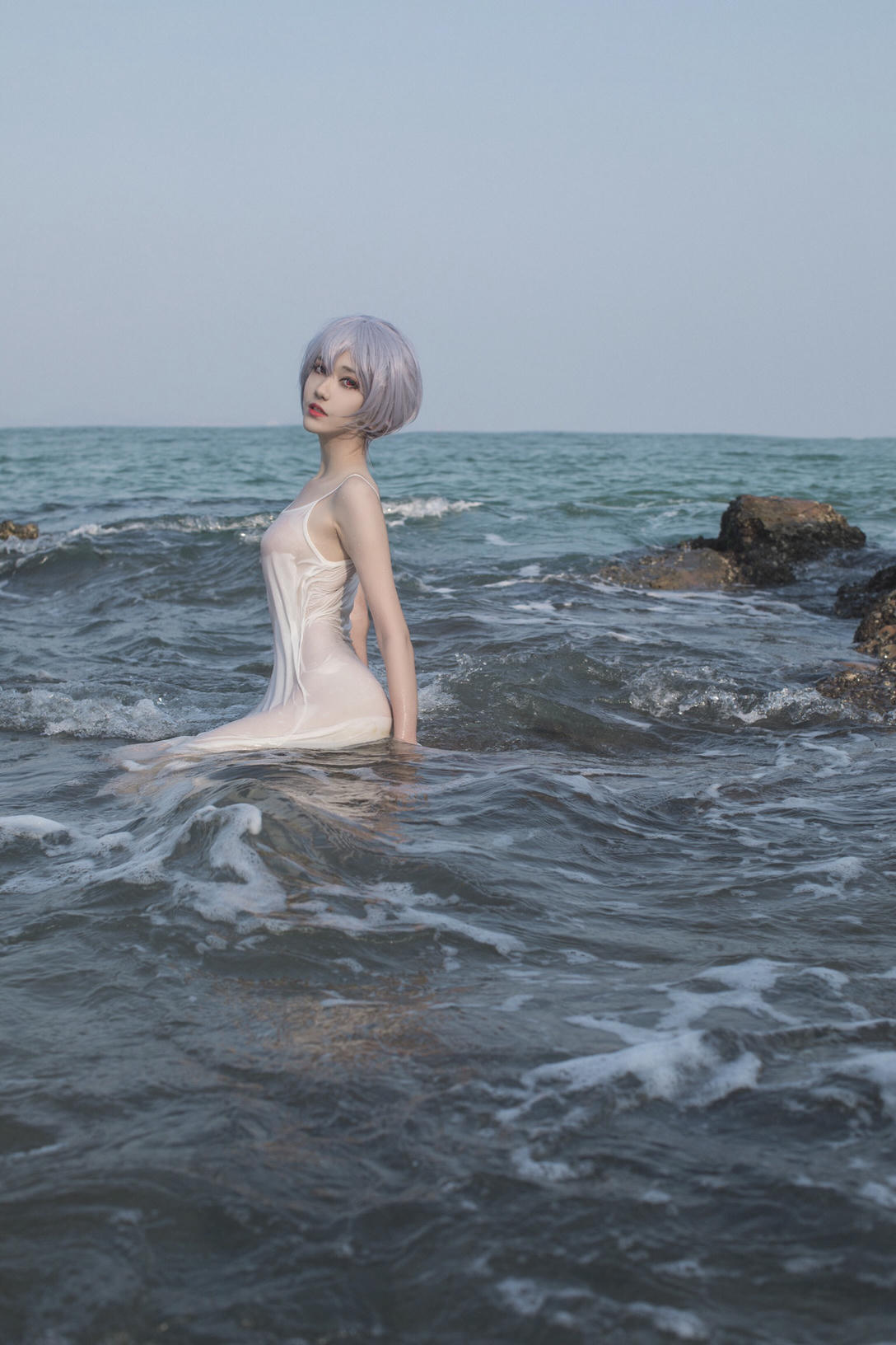 南桃Momoko NO.002 绫波丽白裙 [25P-155MB]_第1集