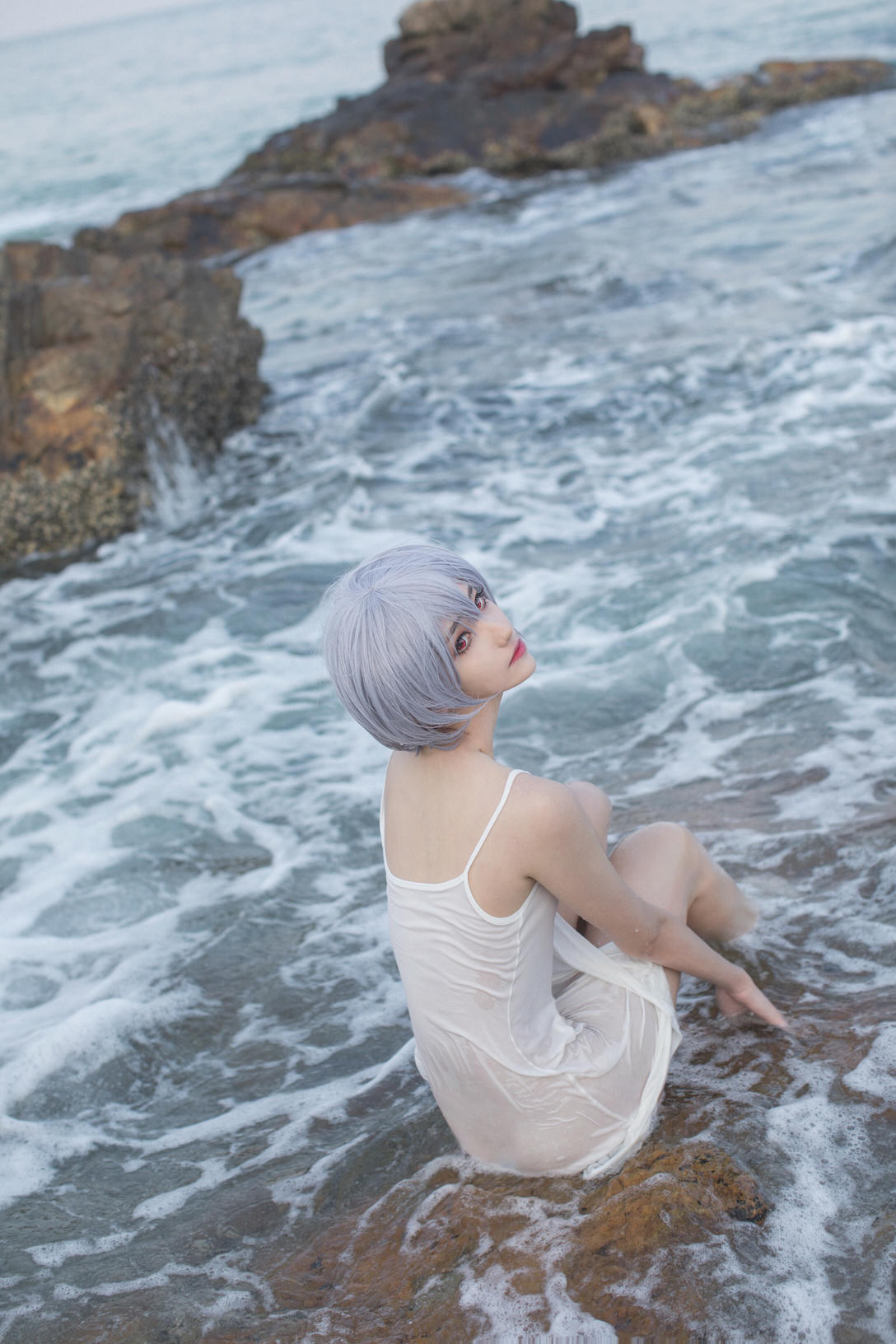 南桃Momoko NO.002 绫波丽白裙 [25P-155MB]_第2集