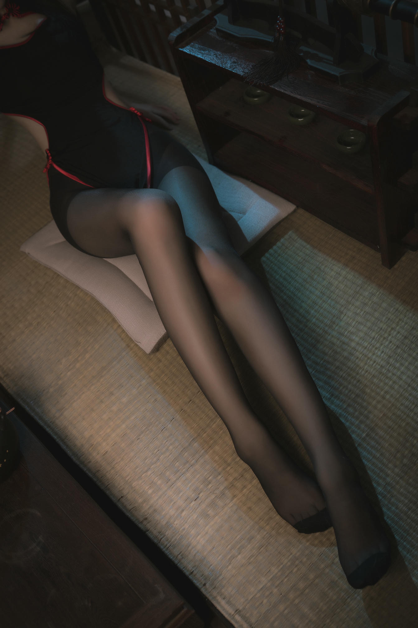 南桃Momoko NO.022 黑旗袍，福利向 [25P-33MB]_第1集