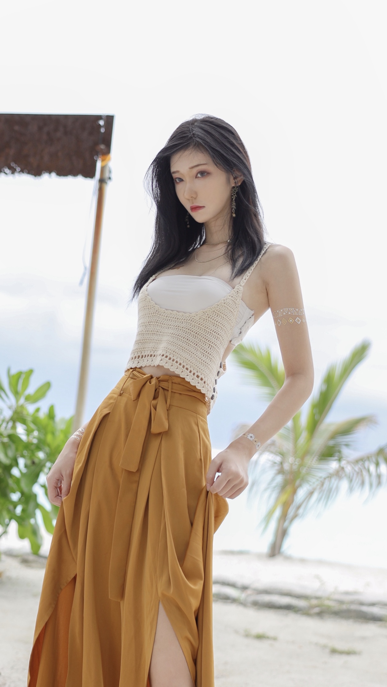 南桃Momoko NO.055 黄裤 [10P-11MB]_第1集