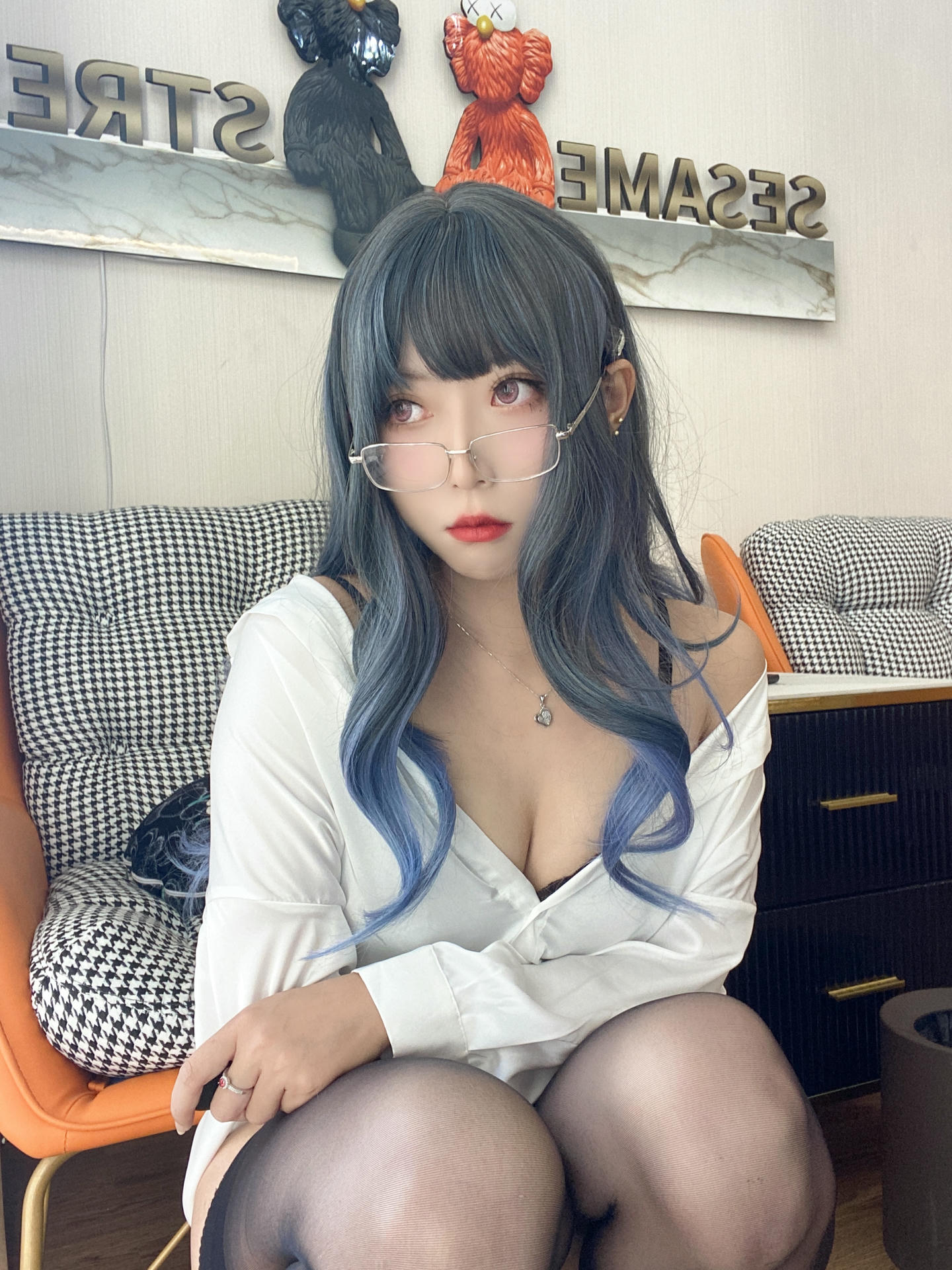 Money冷冷 NO.019 白衬衫 [84P2V 2.62GB]_第3集