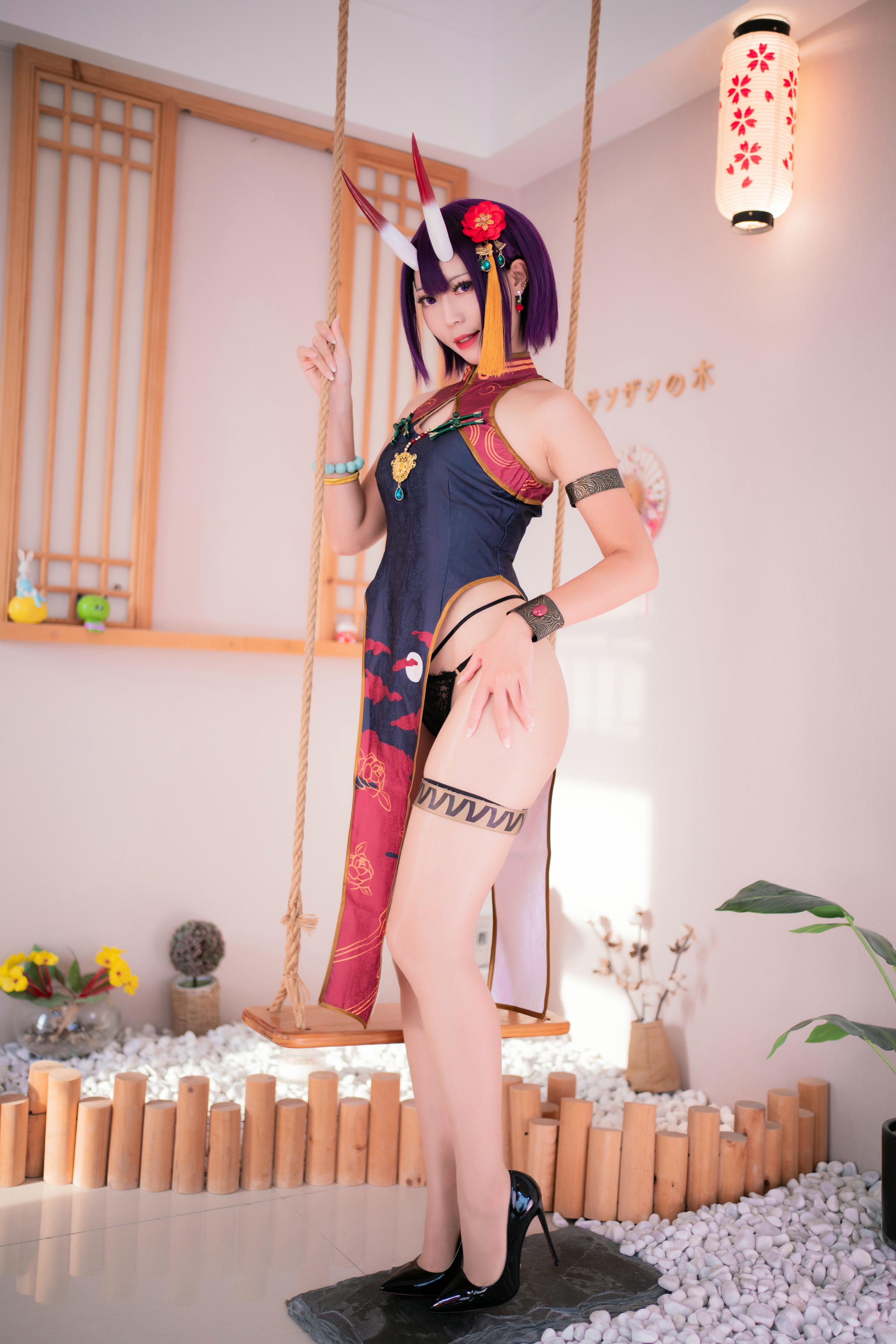 Money冷冷 NO.023 酒吞高腰旗袍 [66P1V-5.16GB]_第1集