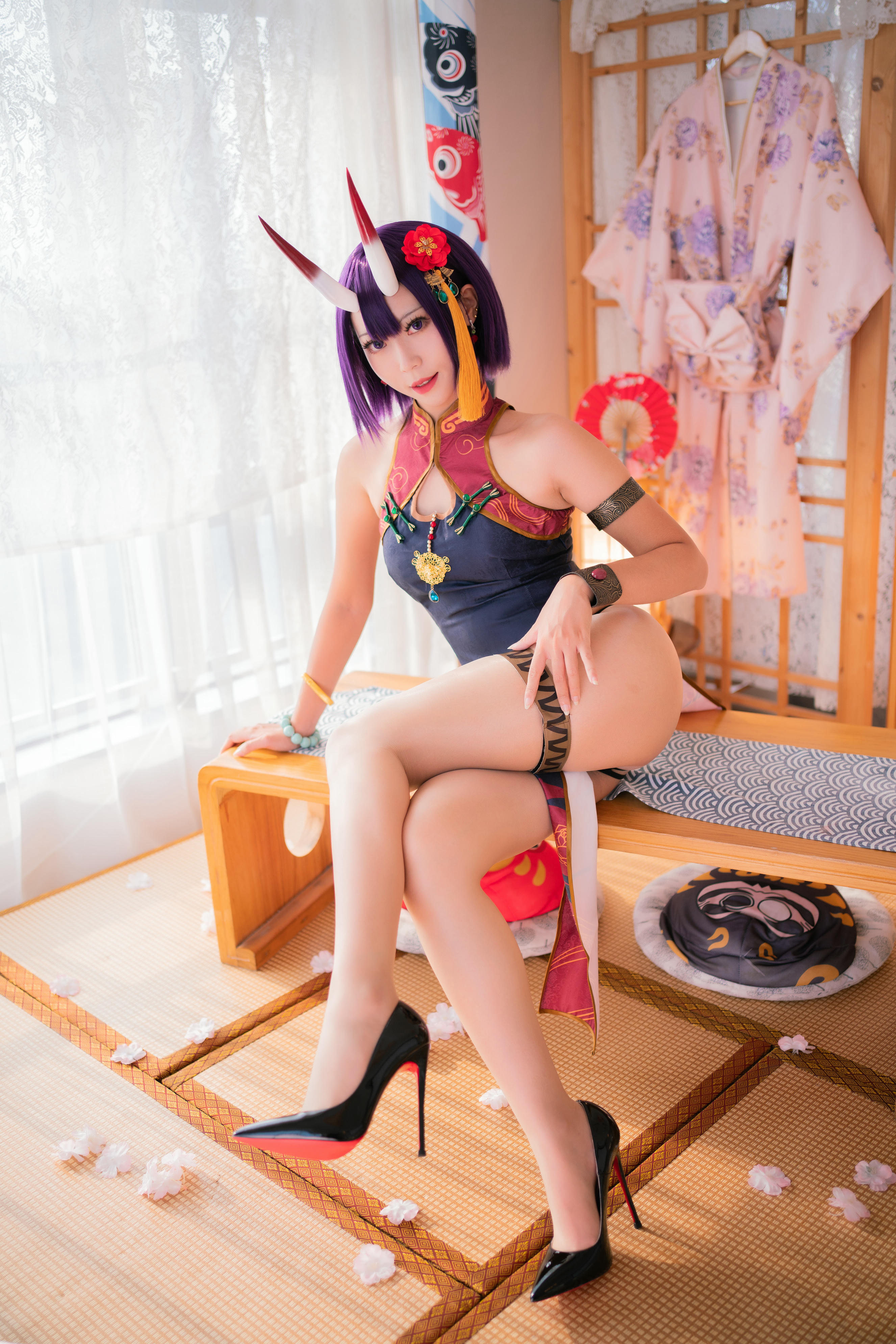 Money冷冷 NO.023 酒吞高腰旗袍 [66P1V-5.16GB]_第1集