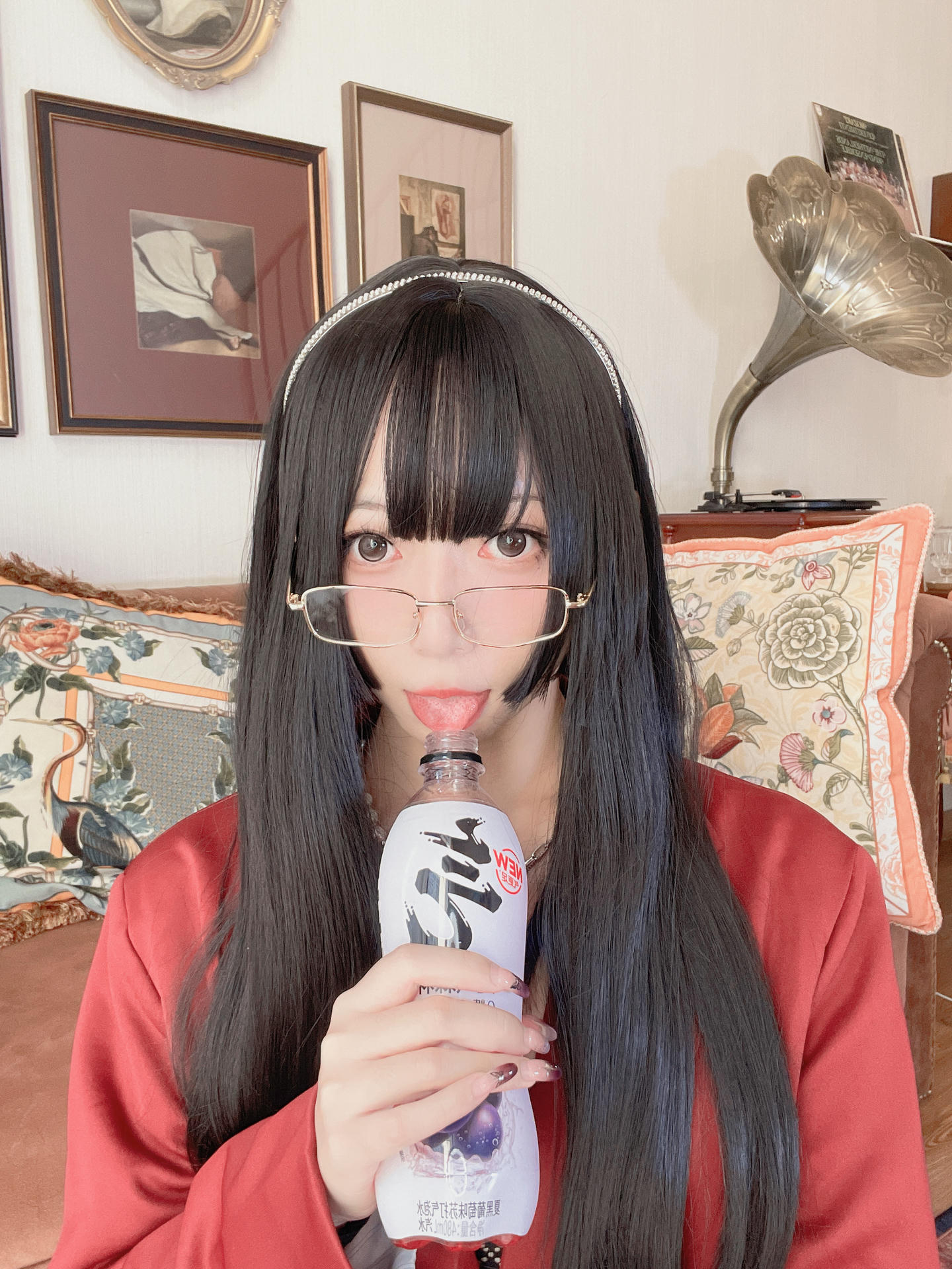 Money冷冷 NO.038 红西装 [78P2V 2.97GB]_第1集