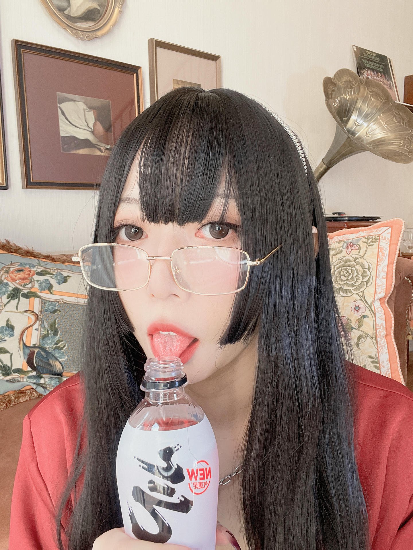 Money冷冷 NO.038 红西装 [78P2V 2.97GB]_第1集