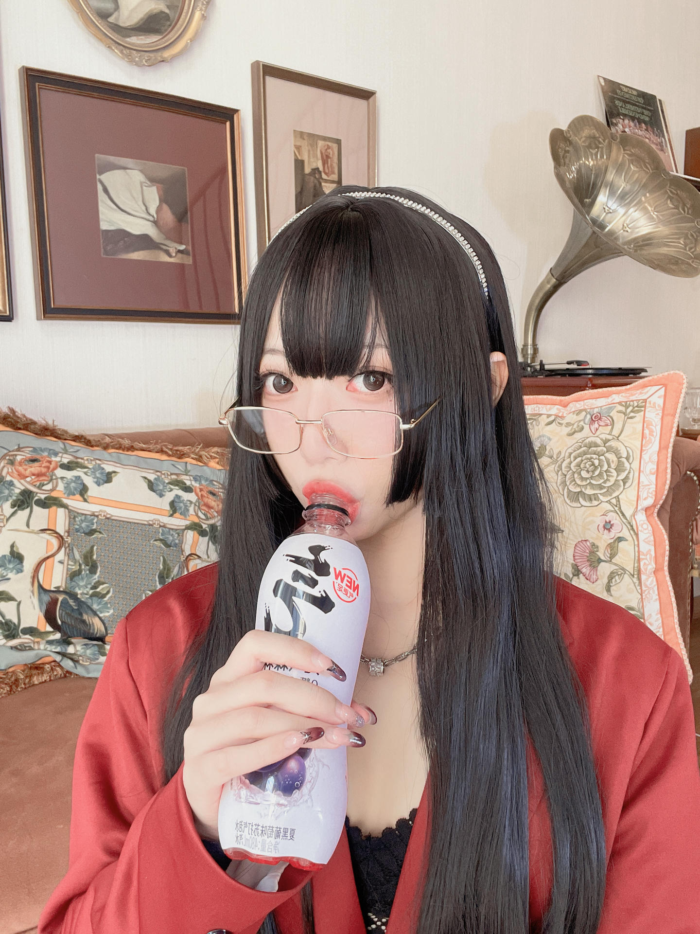 Money冷冷 NO.038 红西装 [78P2V 2.97GB]_第1集