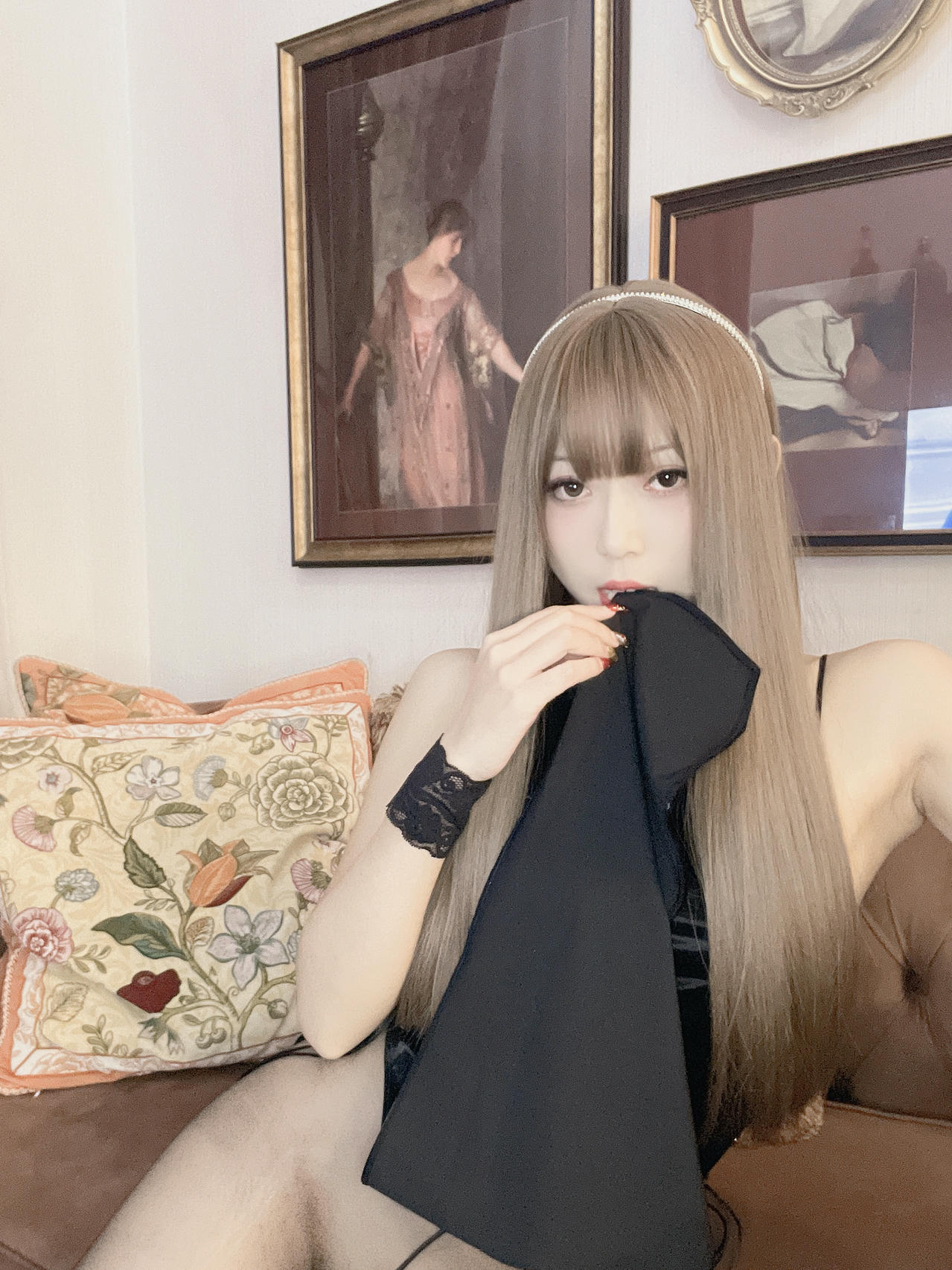 Money冷冷 NO.044 绑带旗袍裙[64P-213.1M]_第1集