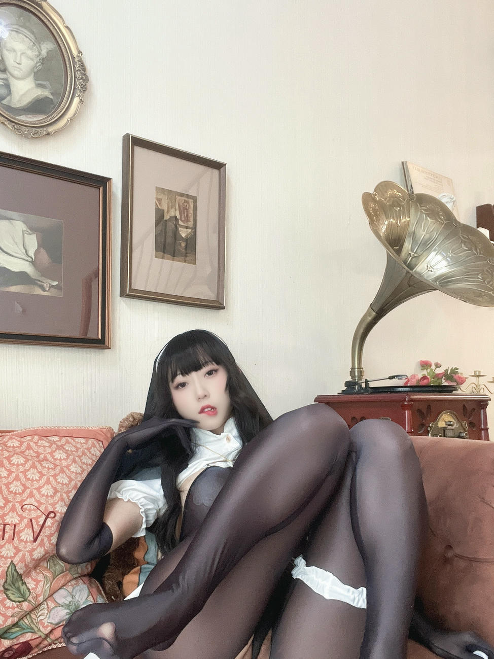 Money冷冷 NO.045 修女[61P 189.7M]_第2集