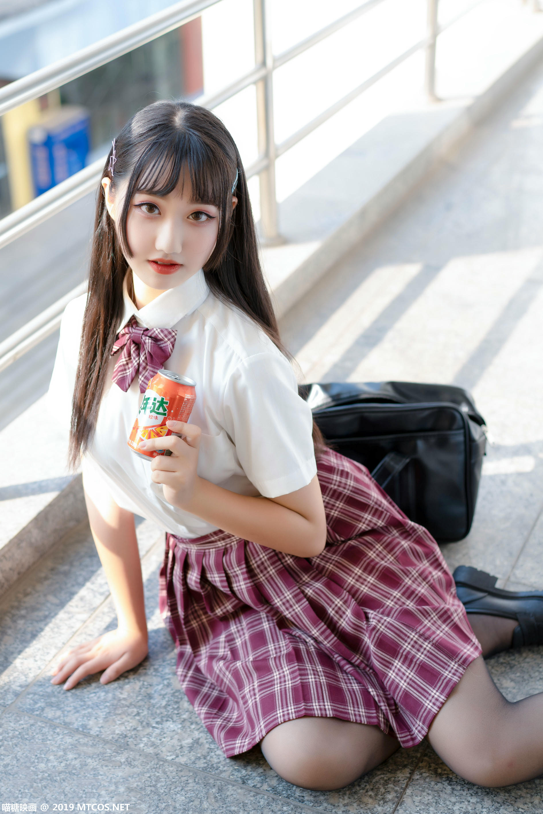 [喵糖映画] VOL.023 制服学妹[44P／368MB]_第1集