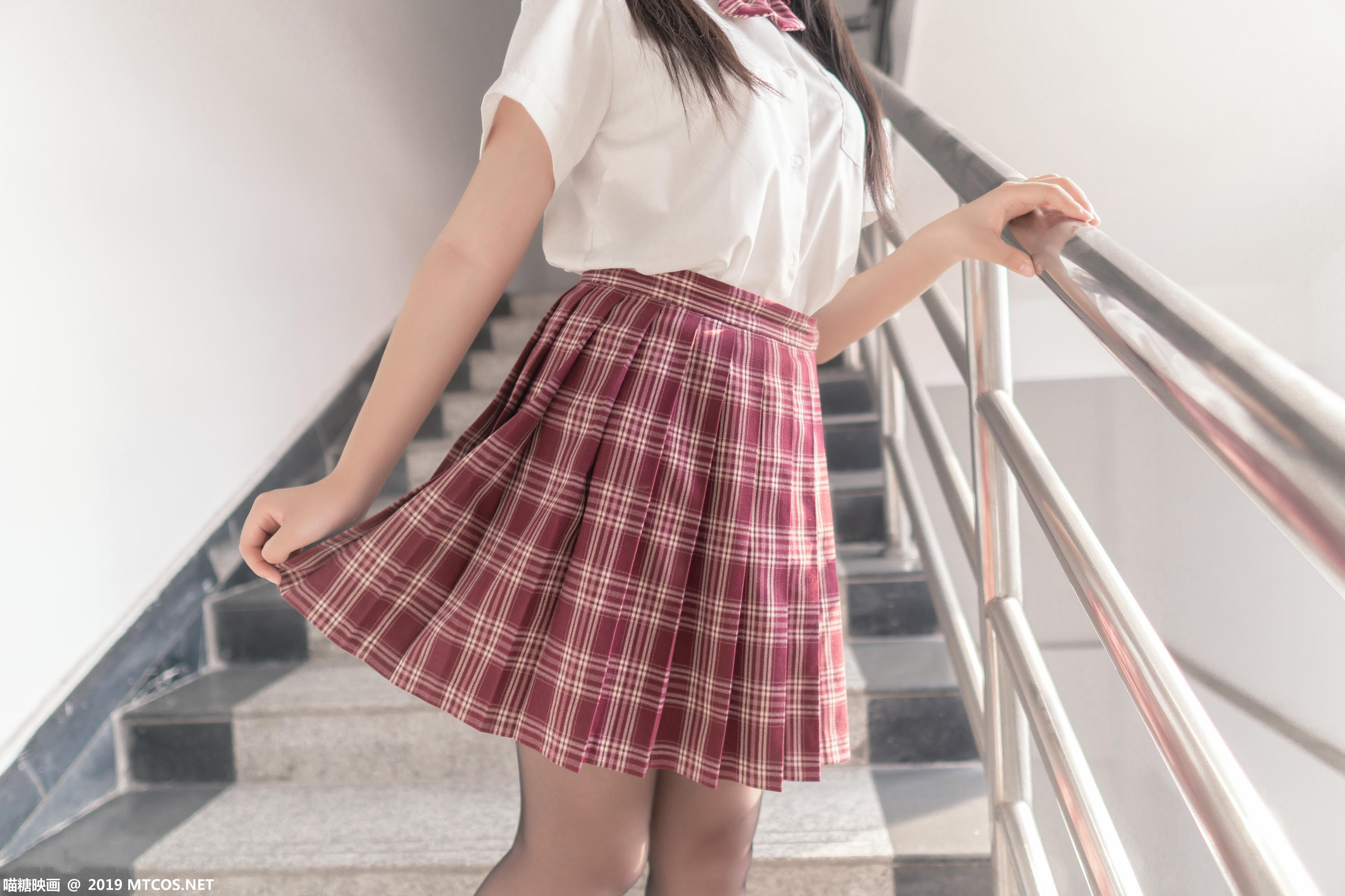 [喵糖映画] VOL.023 制服学妹[44P／368MB]_第2集